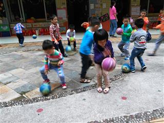 2c69bcba-5b1f-4749-950a-f834e68d3c83_small.jpg