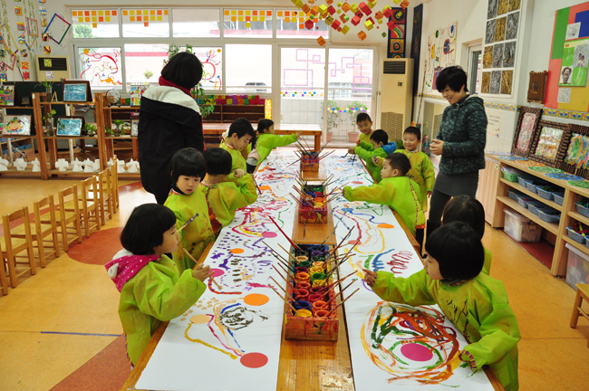 广州市艺术重点基地幼儿园视导活动报道